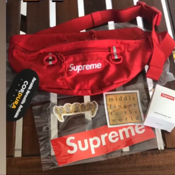 supreme ss19 waist bag red